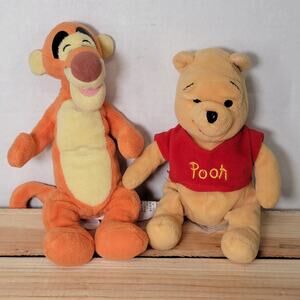 Set Of 2 Disney Store Winnie The Pooh Bean Bag Plush: Pooh & Tigger